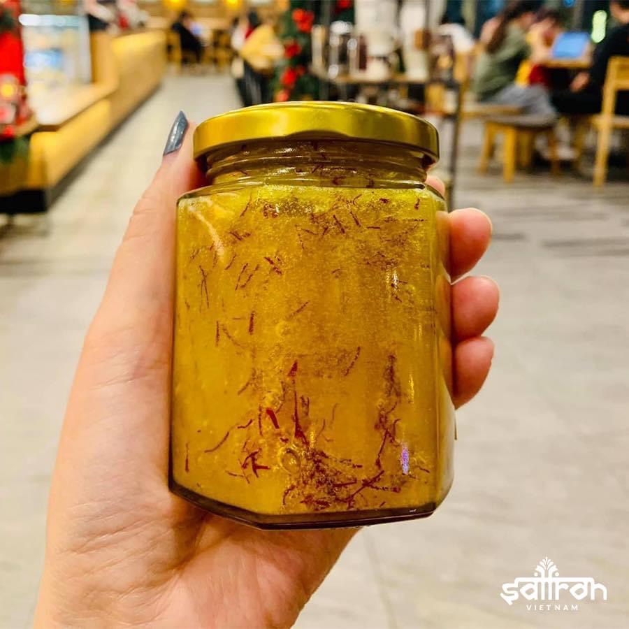 Mật ong Saffron tinh bột nghệ 180ml