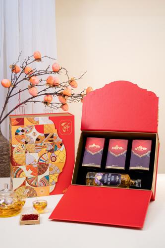 HỘP QUÀ THEA #01 - 3 hộp saffron SALAM 1gr + Chai rượu đông trùng hạ thảo 500ml